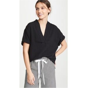 XiRENA Black V-Neck Gauze Short Sleeve Top